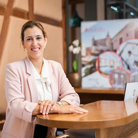 Готель Boutique Adolfo 4*