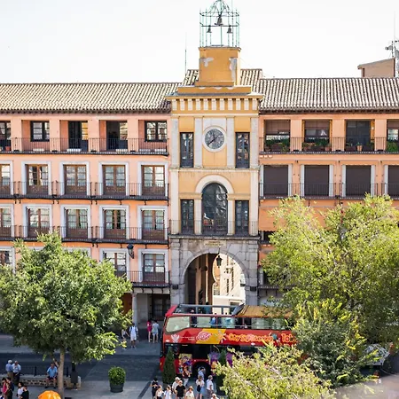 Готель Boutique Adolfo 4*