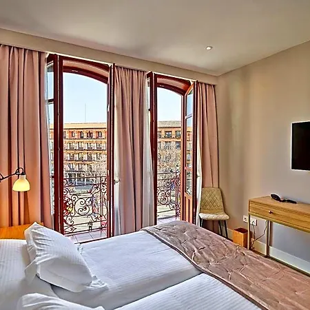 فندق Boutique Adolfo 4*