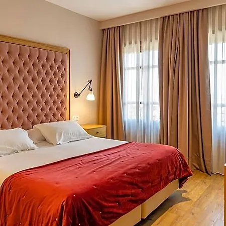 Boutique Adolfo فندق 4*